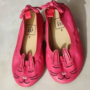 GAP baby kitty shoe, 12 to 18 months